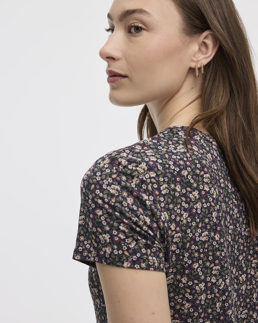 Short-Sleeve Crew-Neck Tee - R Essentials - Image 16