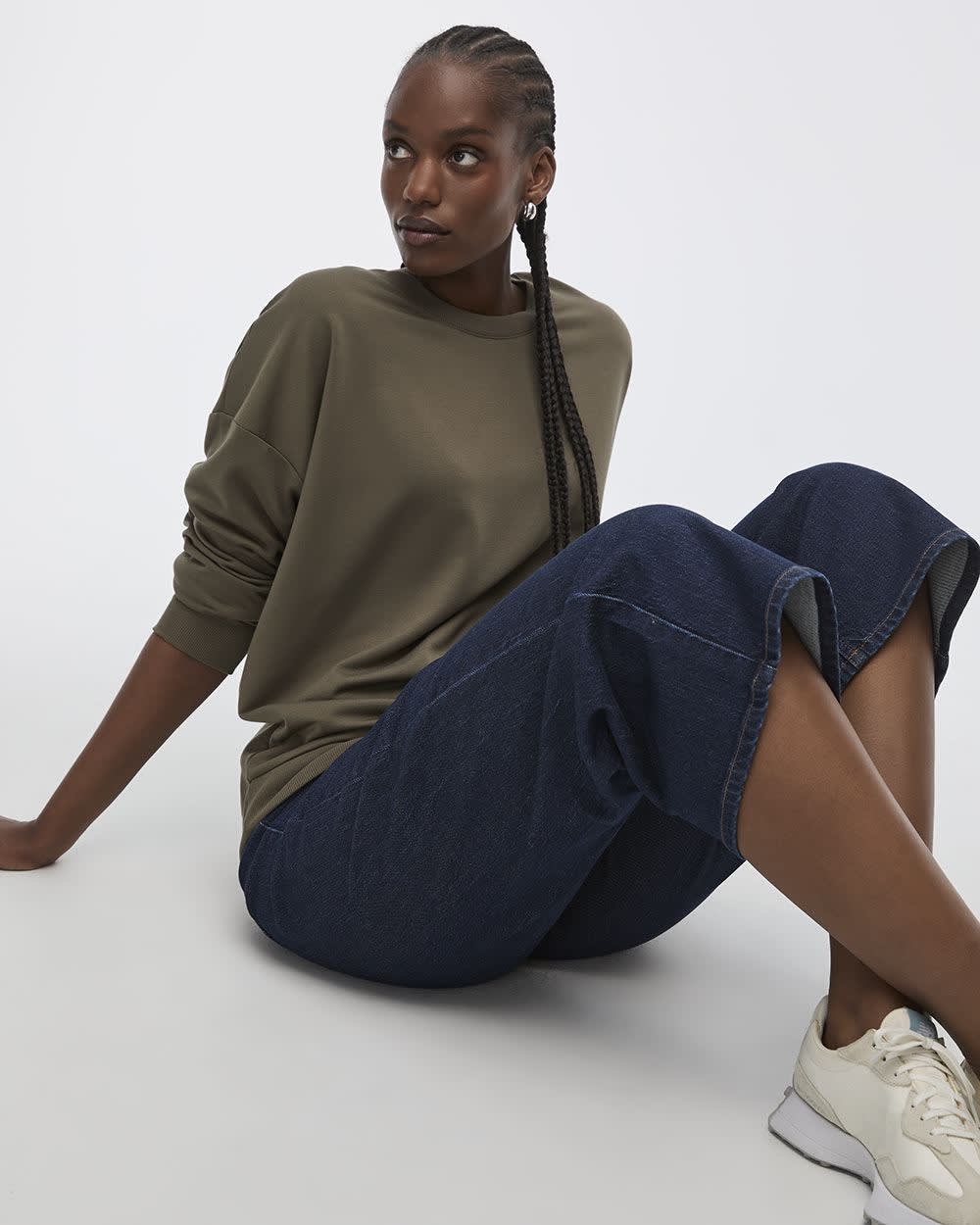 Long-Sleeve Crew-Neck Sweatshirt - R Essentials - Image 19