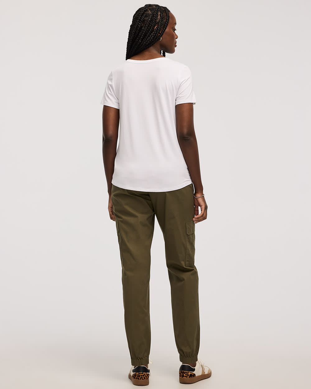 V-Neck T-Shirt - R Essentials - Image 2