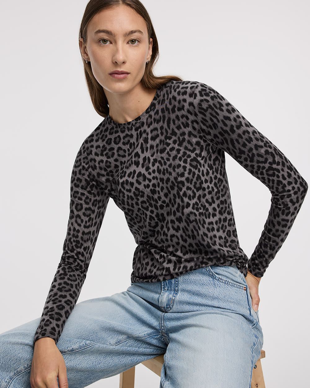 Long-Sleeve Crew-Neck Tee - R Essentials - Image 5