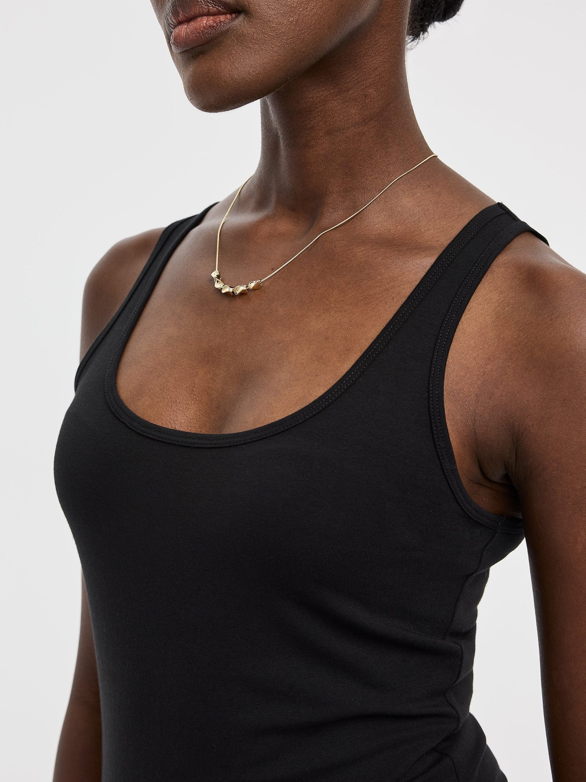 Scoop-Neck Tank Top - R Essentials - Image 2