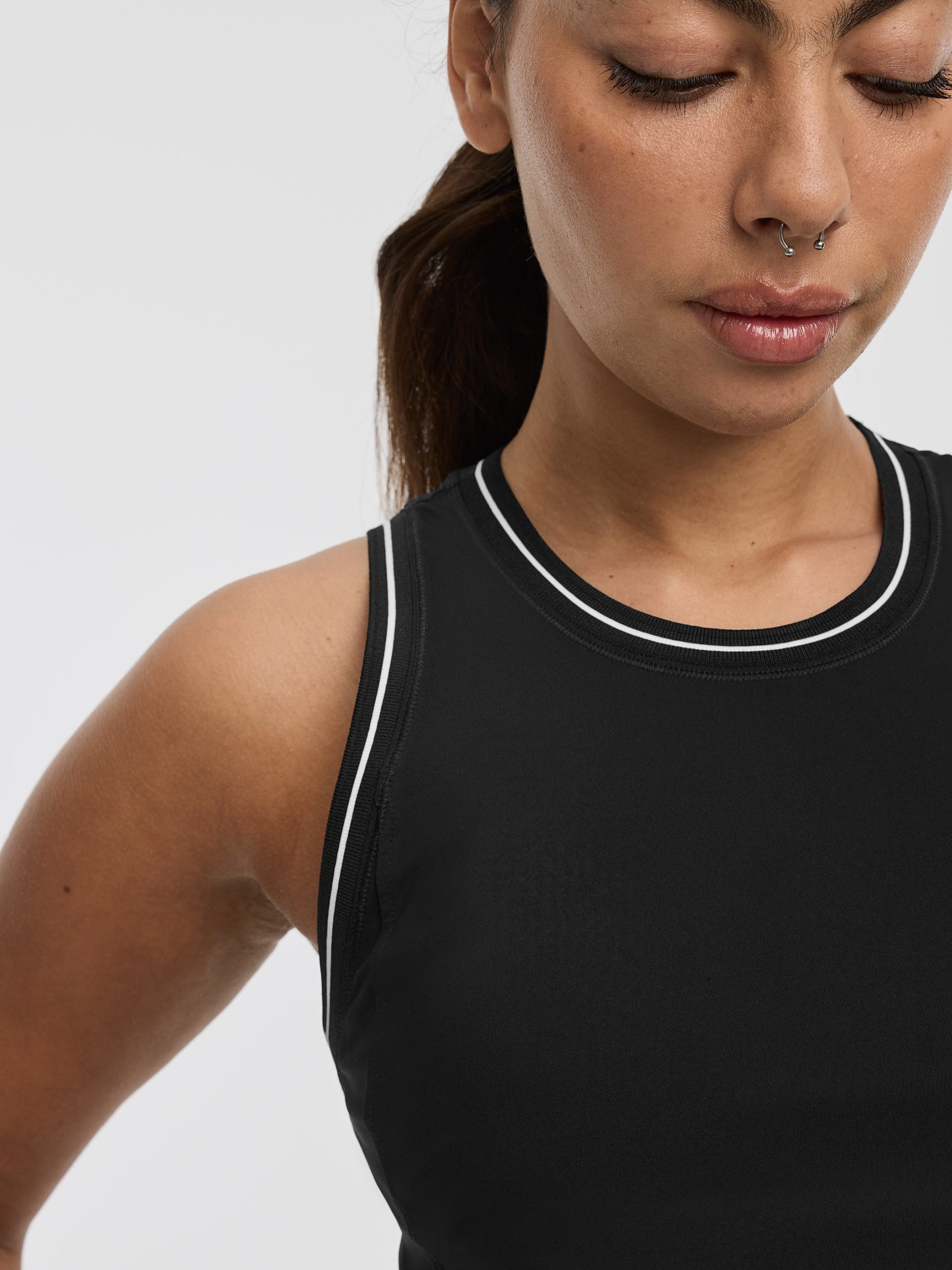 Sleeveless Crew-Neck Dress - Hyba - Image 2