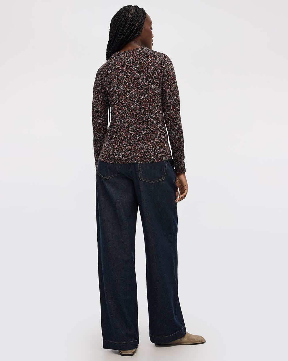 Long-Sleeve Crew-Neck Tee - R Essentials - Image 2