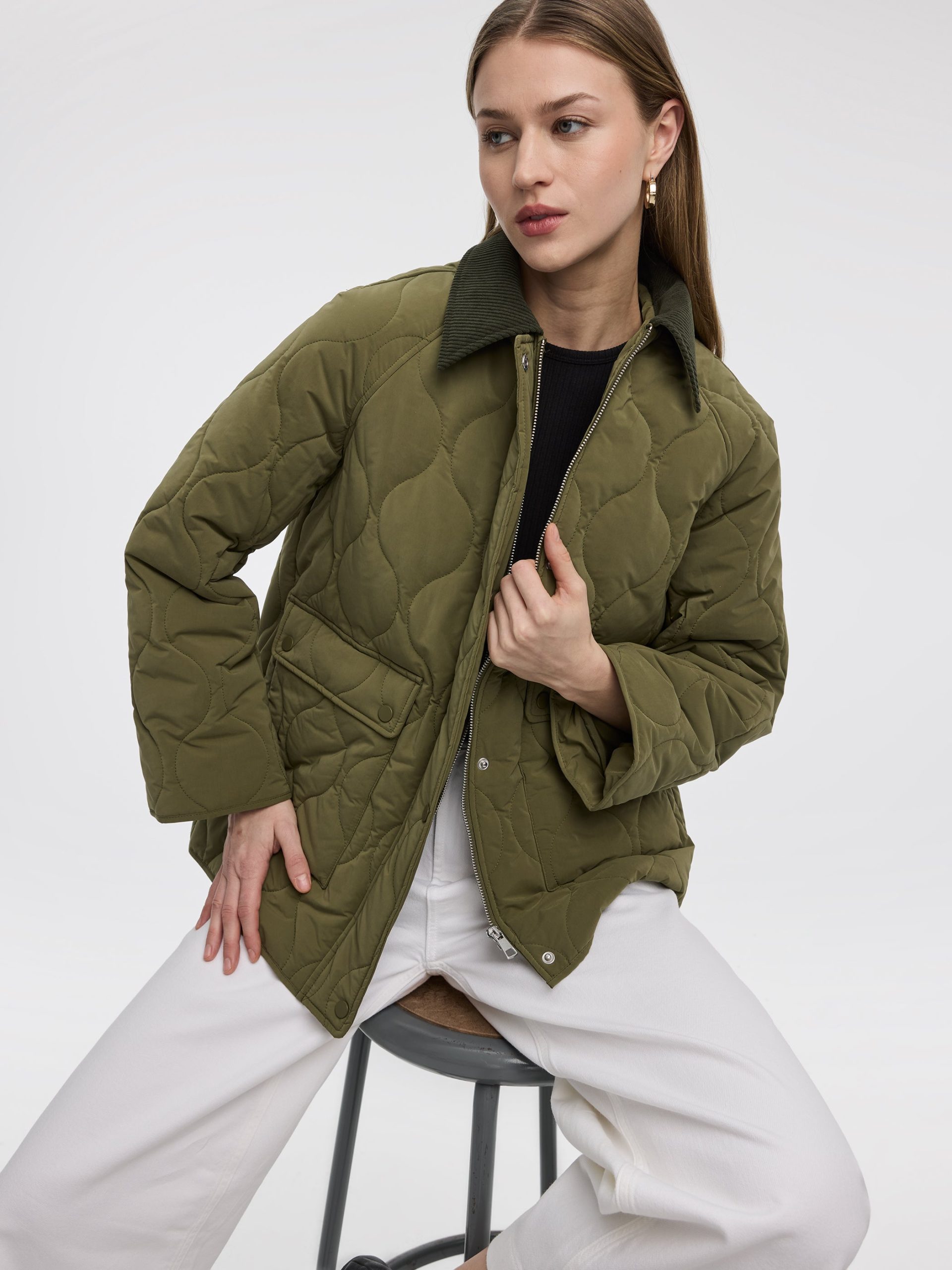 Quilted Jacket with Corduroy Collar - Image 4