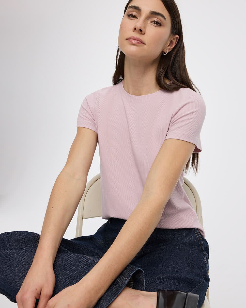 Fitted Crew-Neck Ribbed T-Shirt - R Essentials - Image 3