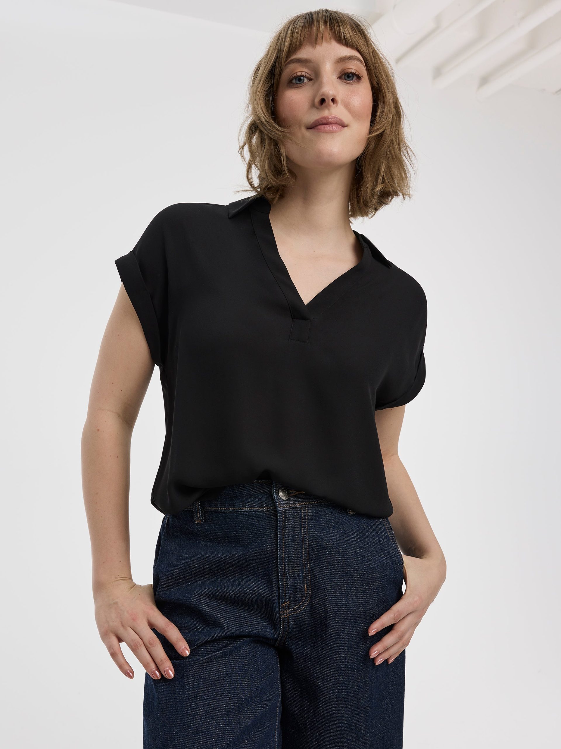 Extended-Sleeve Blouse with Johnny Collar - R Essentials - Image 3
