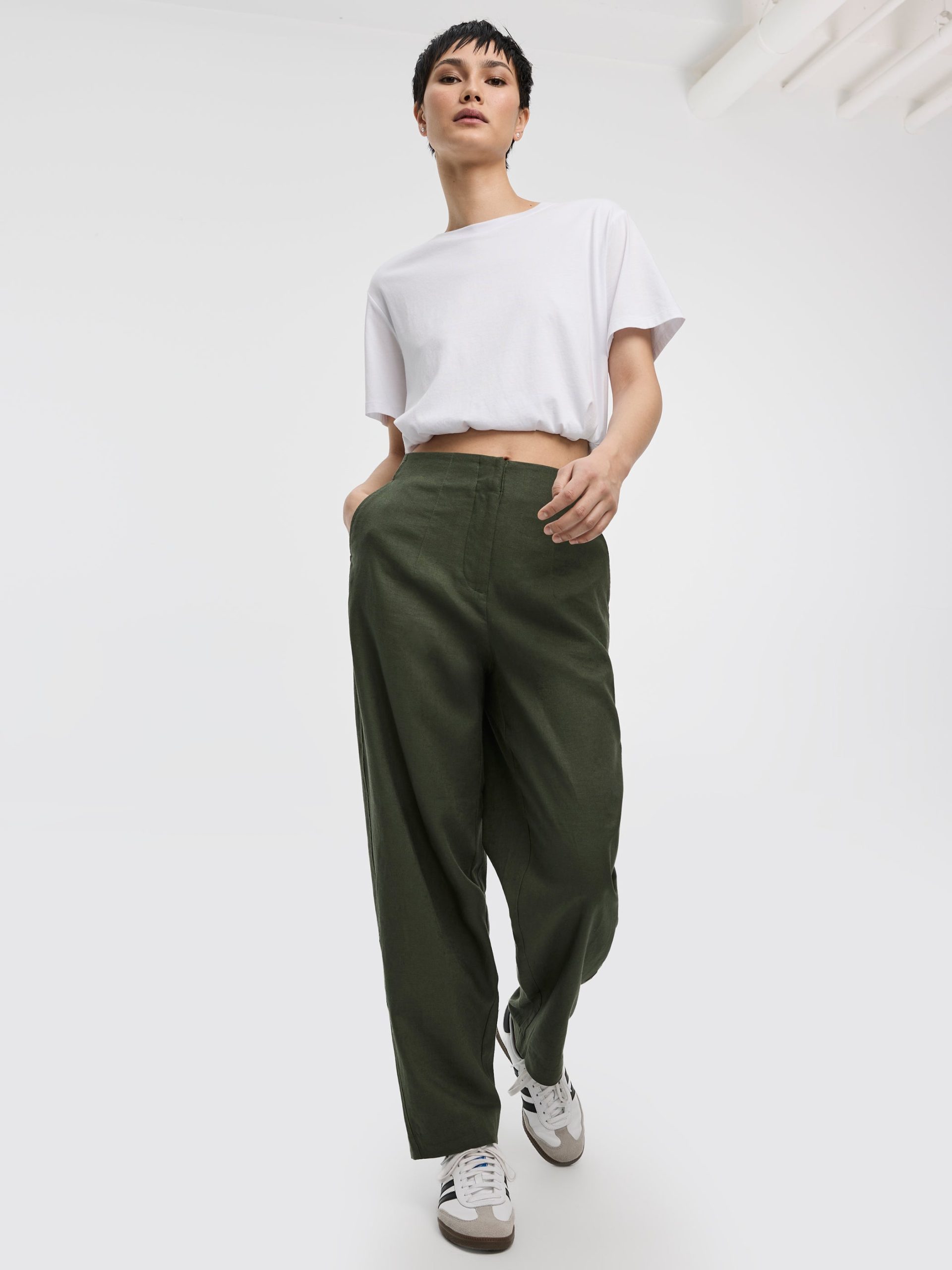 Linen Blend Barrel Pant - Image 10