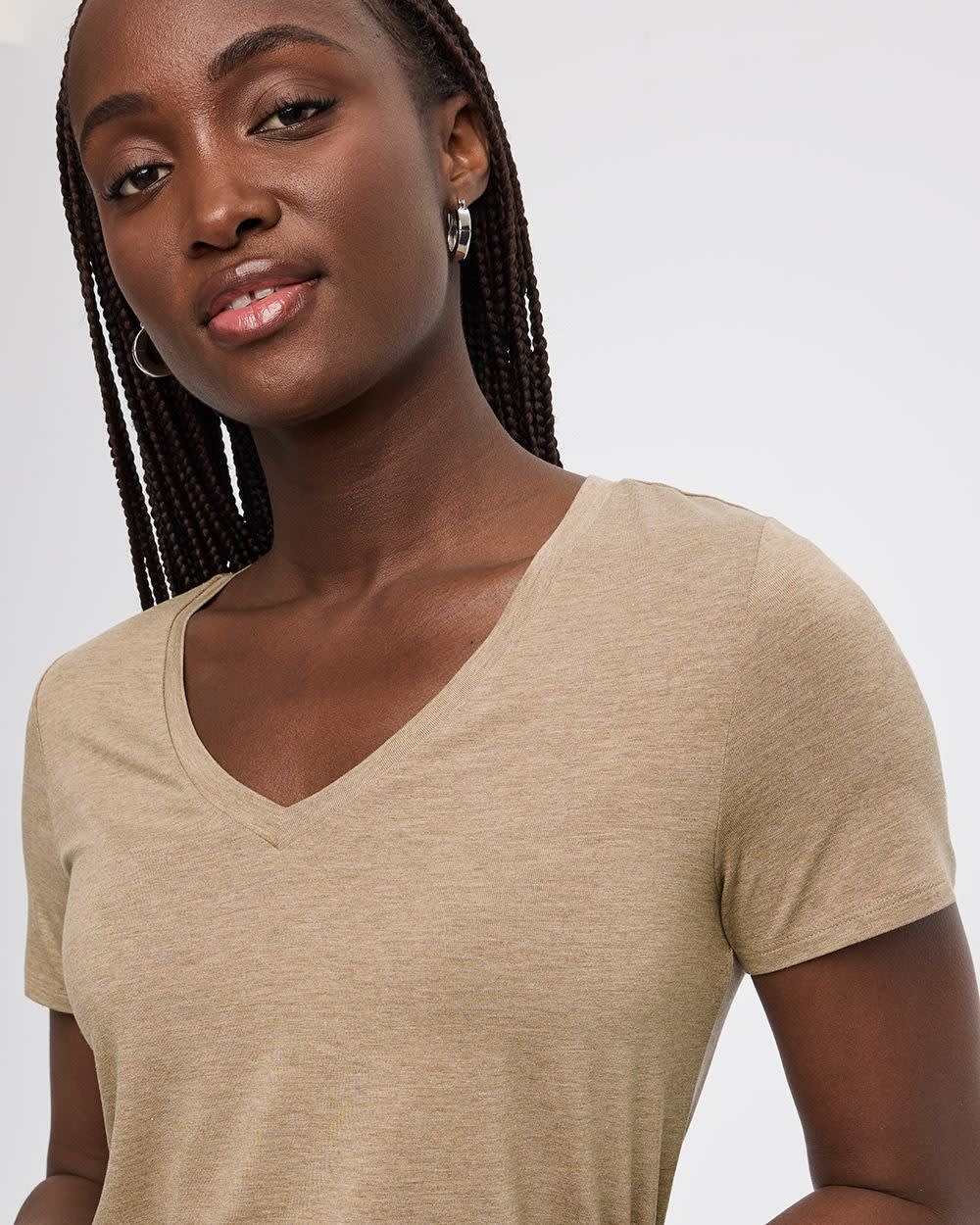 V-Neck Tee - R Essentials - Image 16