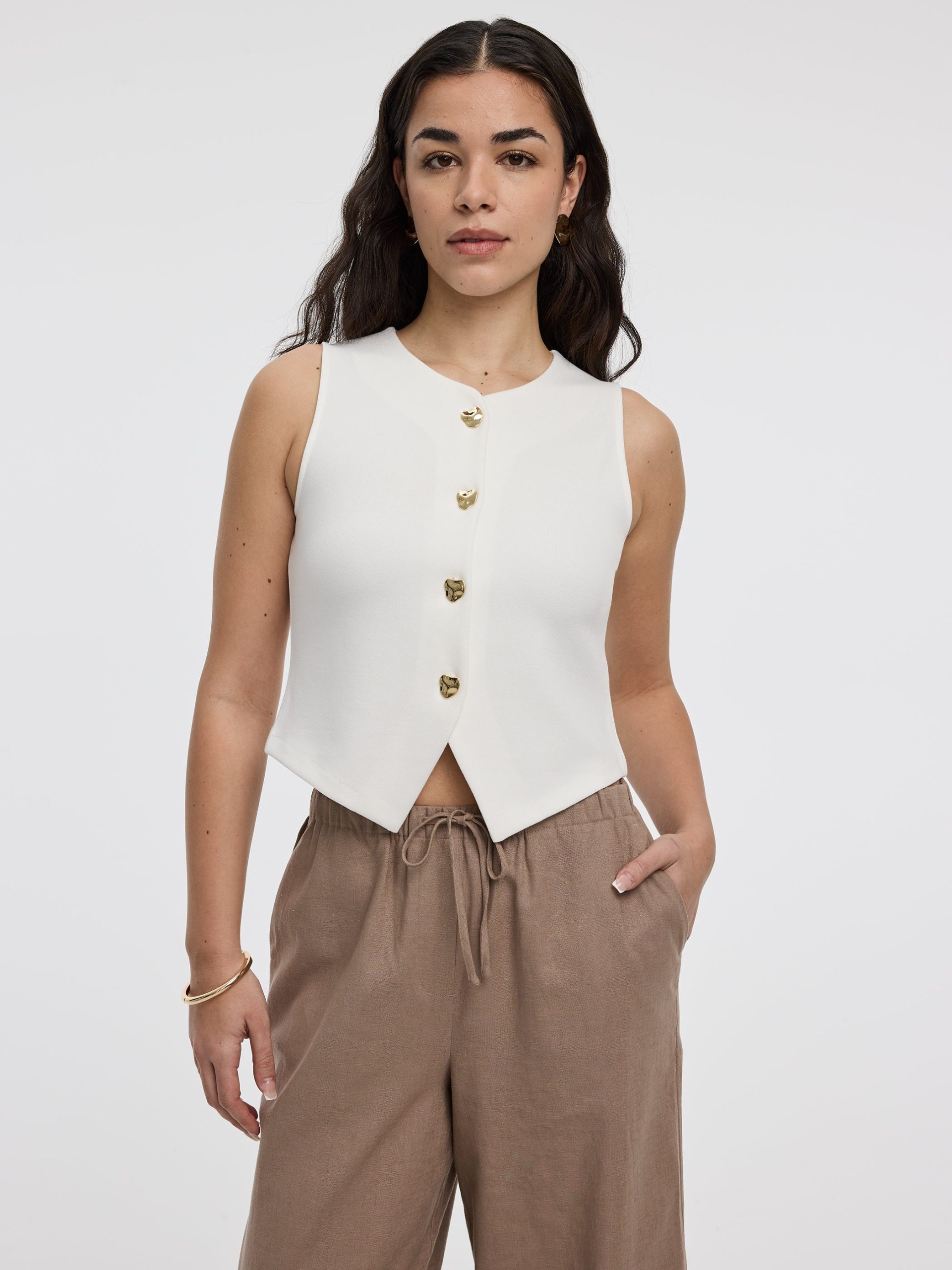 Sleeveless Crew-Neck Vest - Image 5