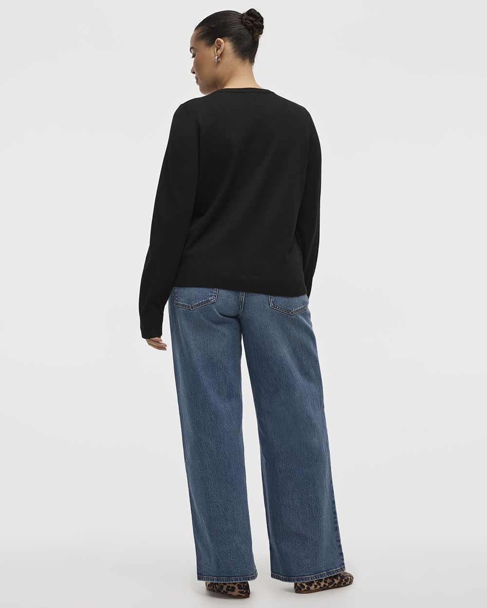 Crew-Neck Cardigan - R Essentials - Image 2
