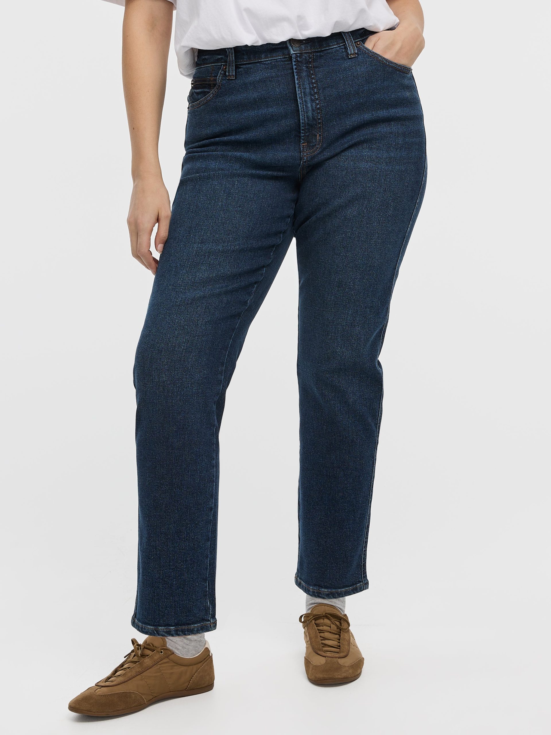 Slim-Leg High-Rise Jean - The Vintage - Curvy Fit - Image 14