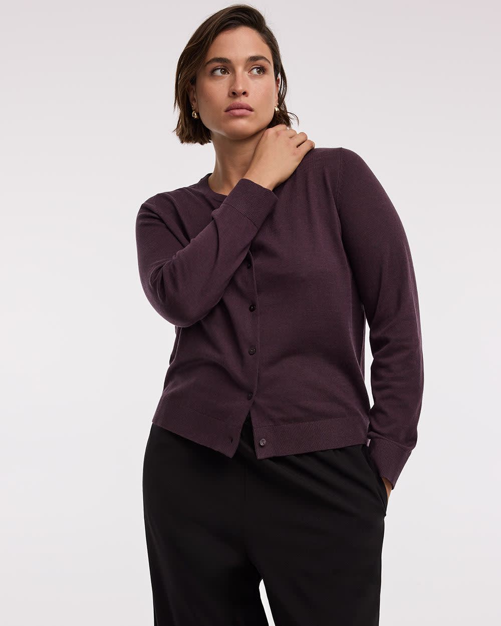 Crew-Neck Cardigan - R Essentials - Image 10