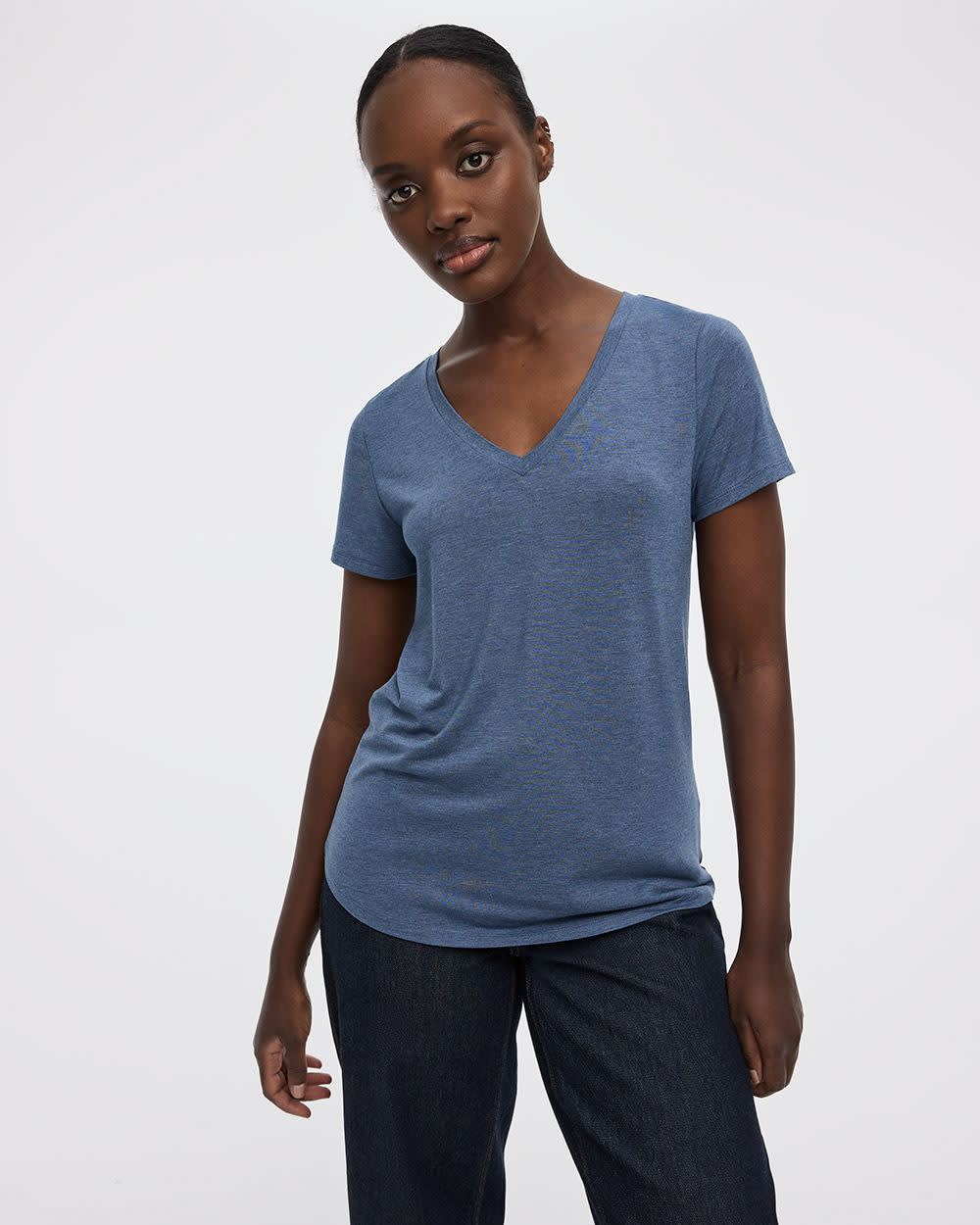V-Neck Tee - R Essentials - Image 19