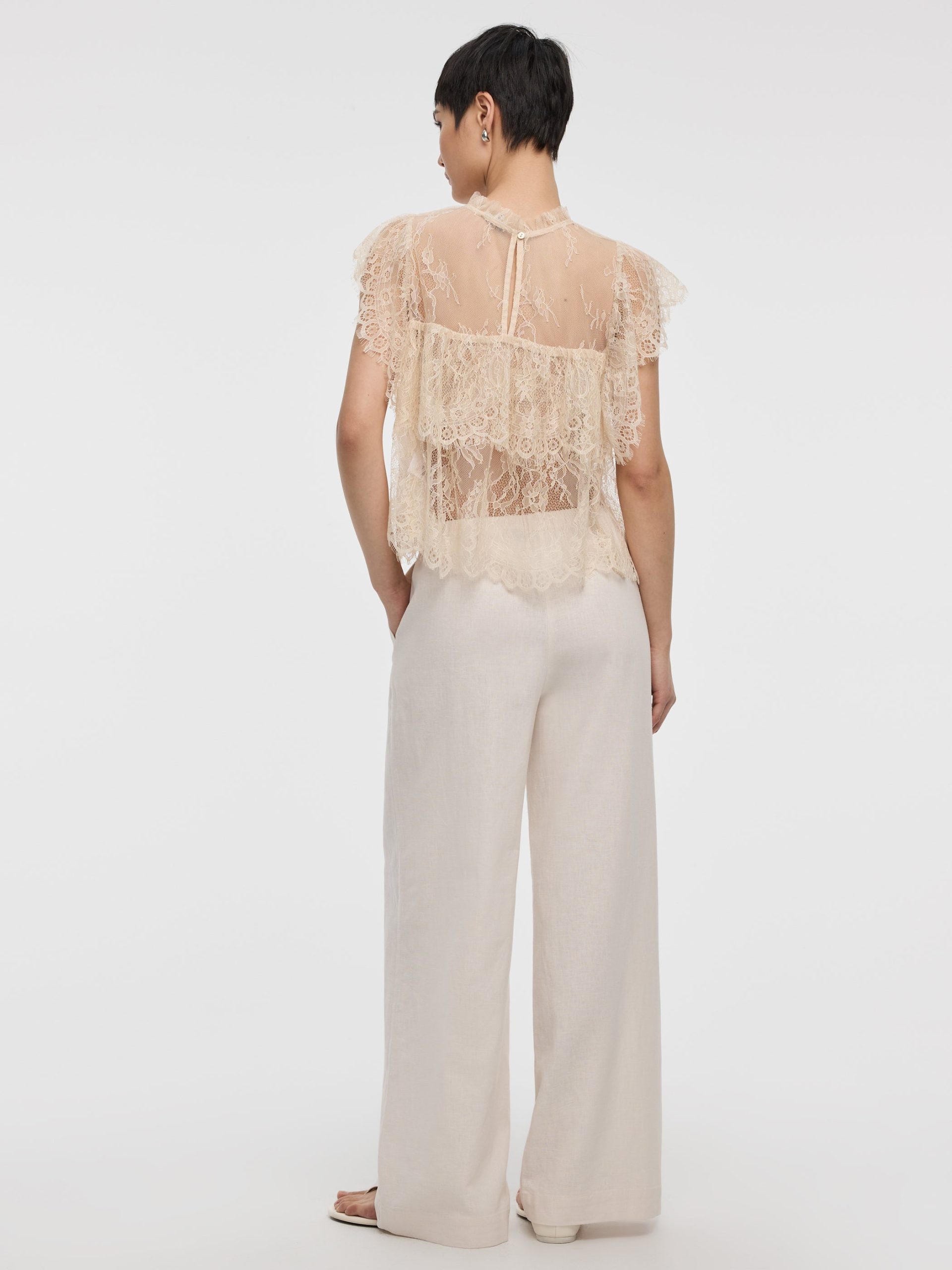 Extended-Sleeve Lace Blouse - Image 3