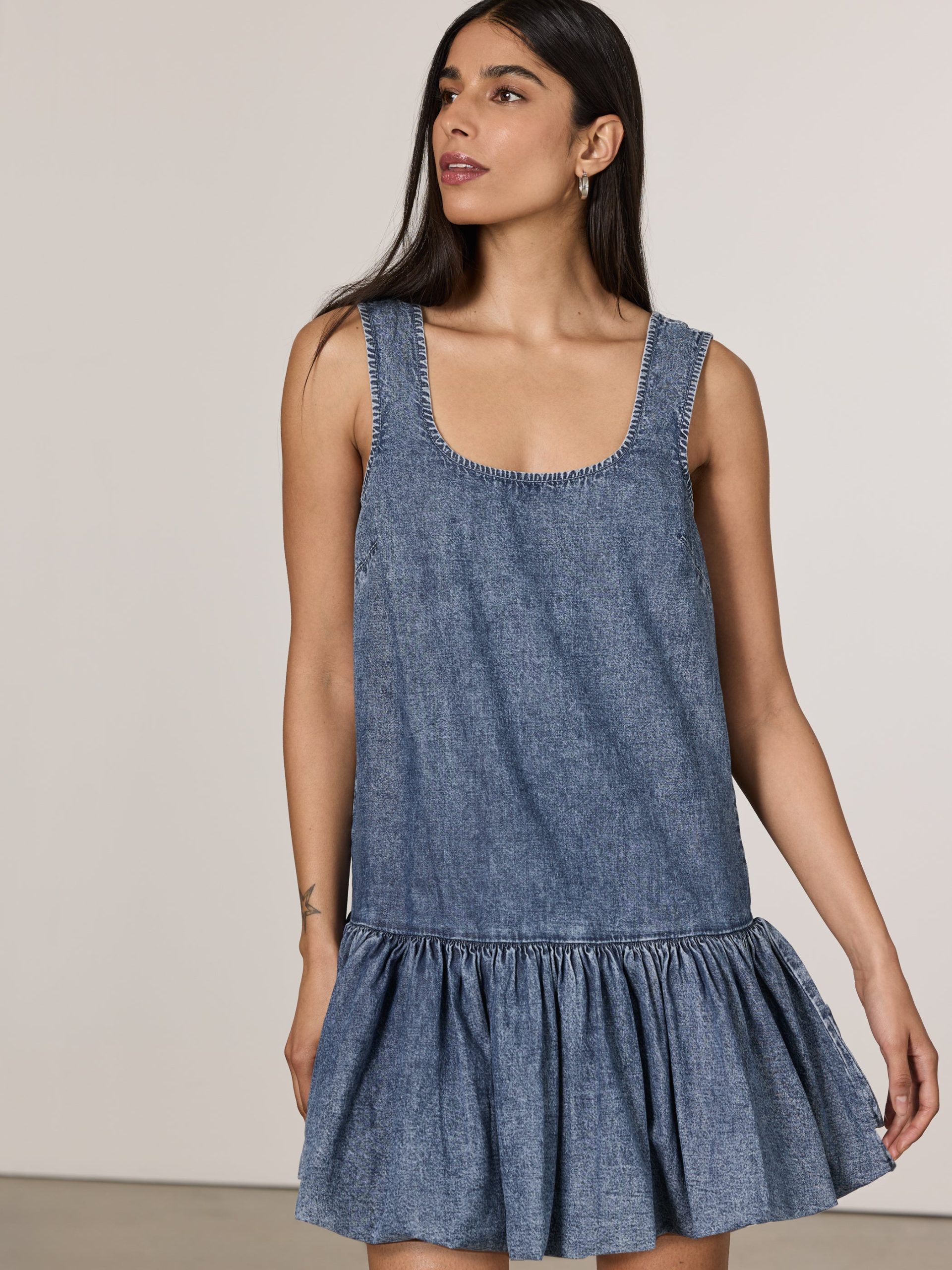 Denim Sleeveless Mini Dress with Bubble Hem - Image 5