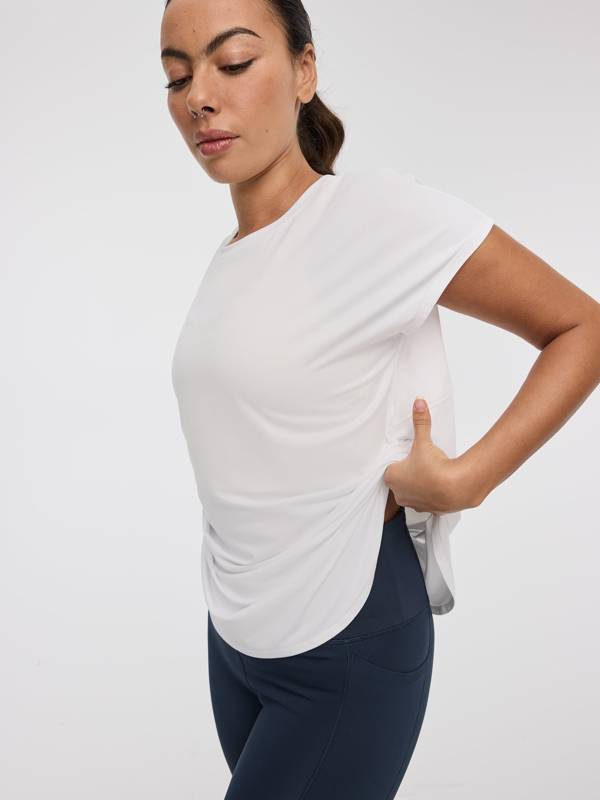 Crew-Neck T-Shirt - DRY-LUX (R) Hyba - Image 4