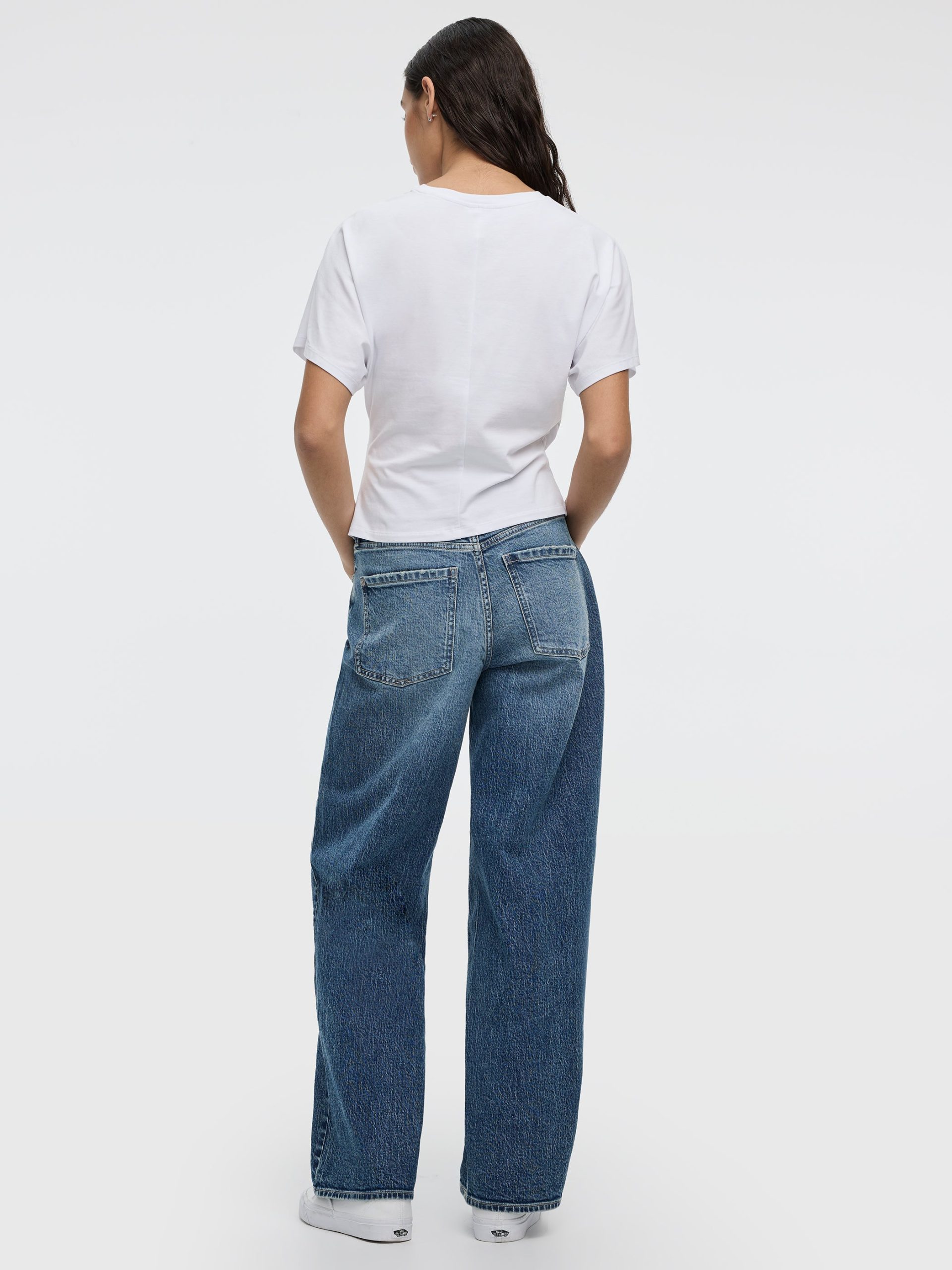 Short-Sleeve Crew-Neck Tee with Shirred Sides - Image 3