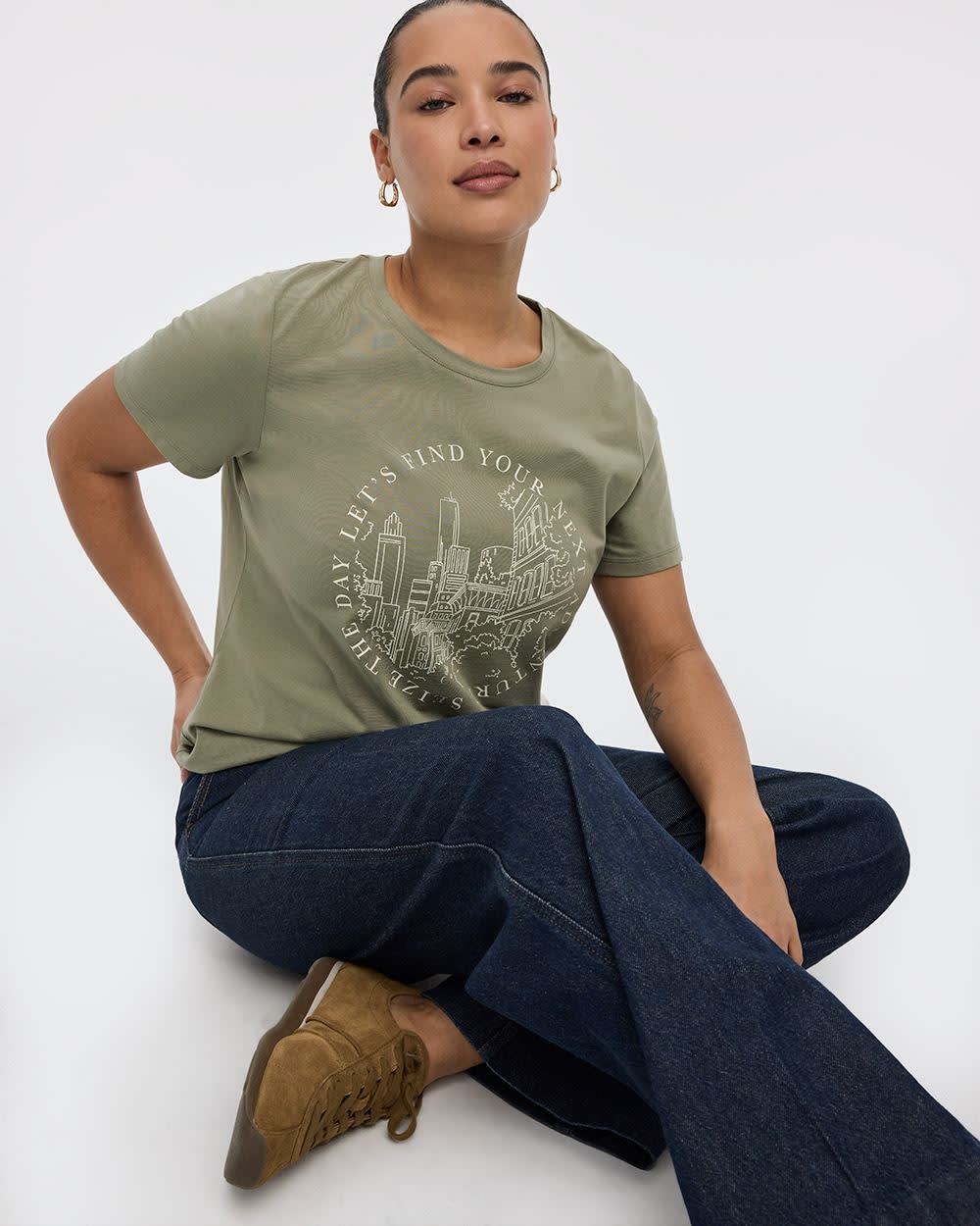 Crew-Neck Tee - R Essentials - Image 15