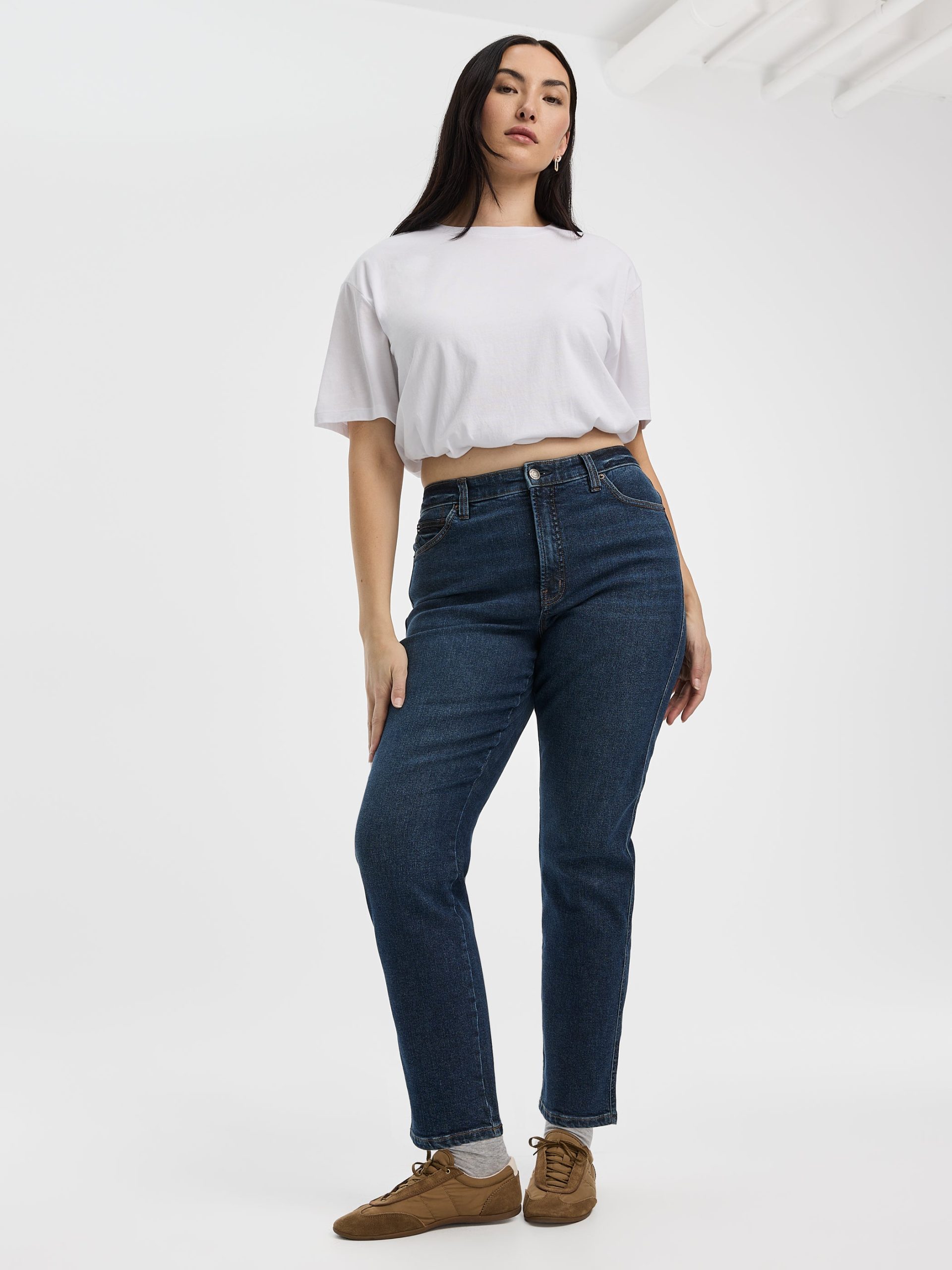 Slim-Leg High-Rise Jean - The Vintage - Curvy Fit - Image 18