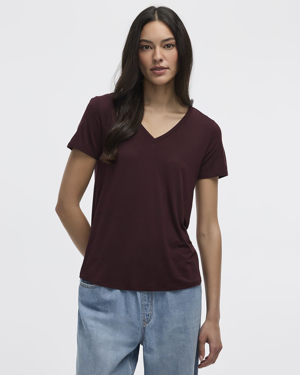 Short-Sleeve V-Neck Tee - R Essentials - Image 23