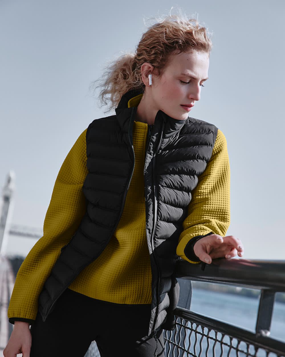 Insulated Sleeveless Vest - Hyba