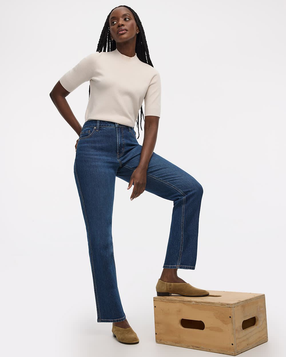 Straight-Leg Mid-Rise Jean - The Classic - Curvy Fit - Image 10