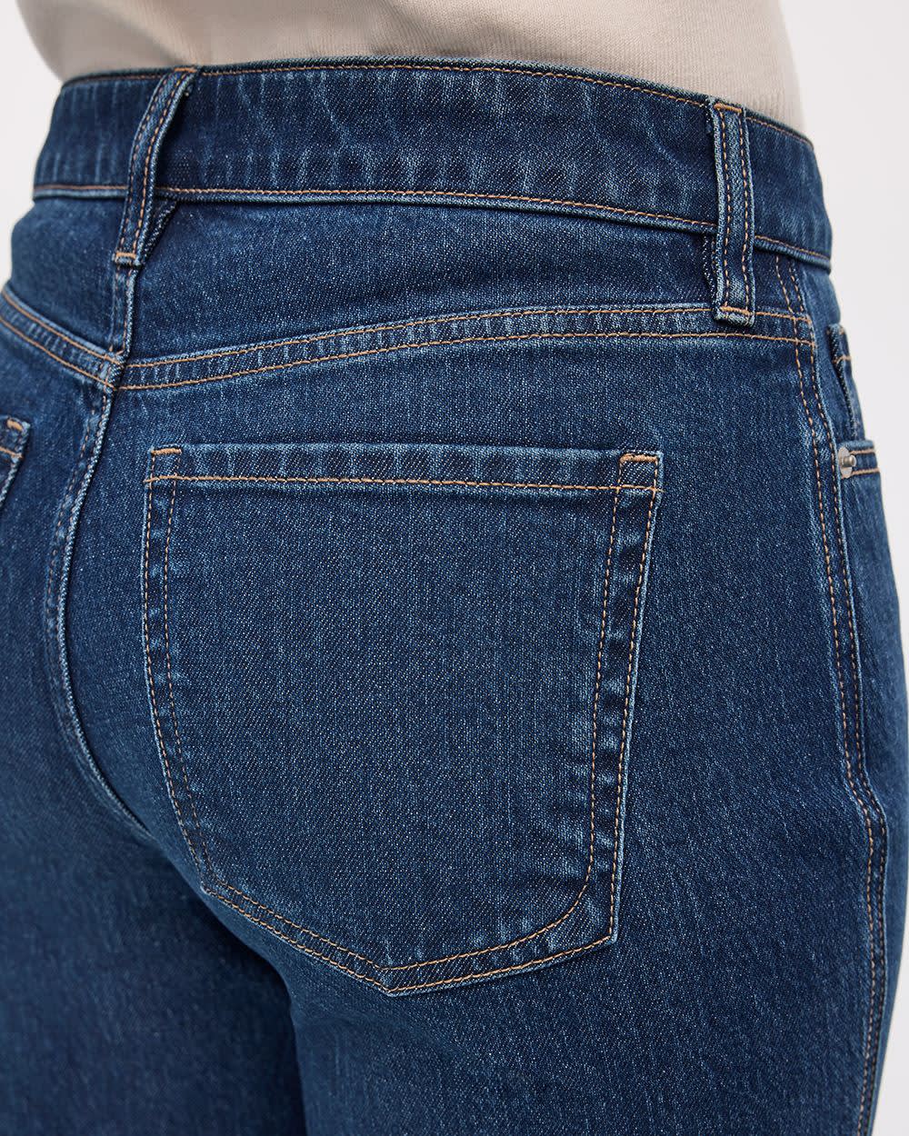 Straight-Leg Mid-Rise Jean - The Classic - Curvy Fit - Image 11