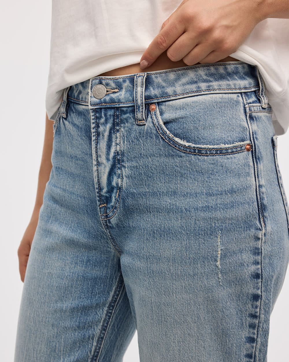 Flare-Leg Mid-Rise Jean - Image 5