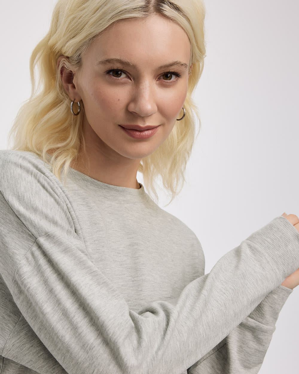 Long-Sleeve Crew-Neck Sweatshirt - R Essentials - Image 48