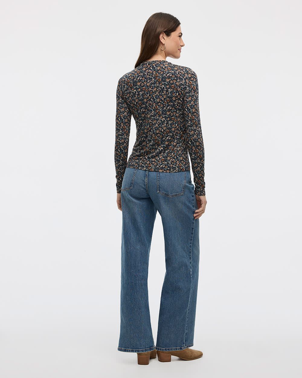 Long-Sleeve Crew-Neck Tee - R Essentials - Image 14