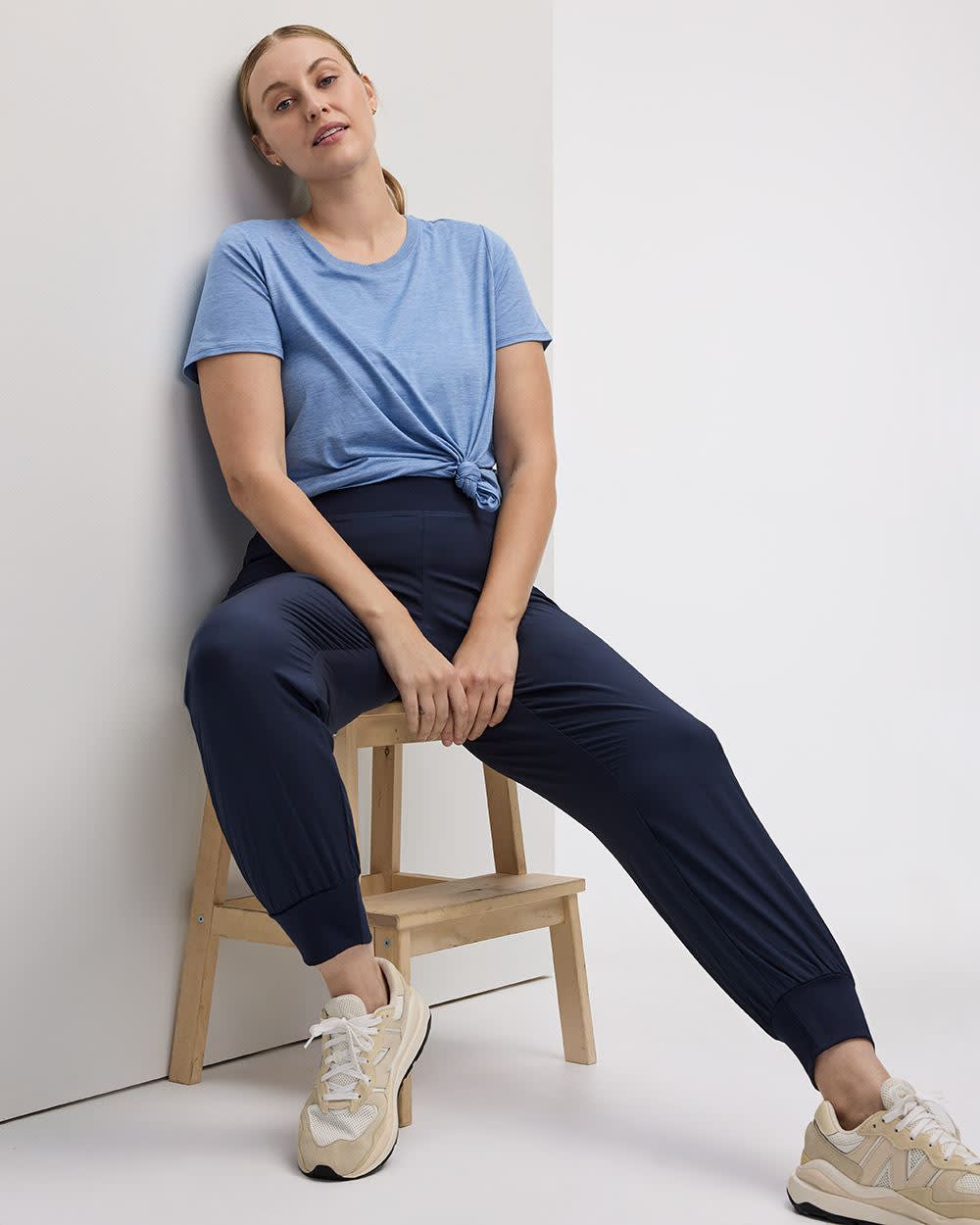 Short-Sleeve Crew-Neck Tee - DRY-LUX (R) Hyba Essentials - Image 6