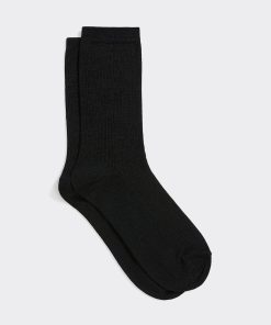 Lightweight Fine-Ribbed Socks