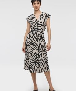 Extended-Sleeve V-Neck Belted Dress