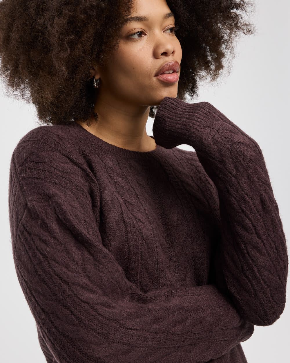 Long-Sleeve Crew-Neck Pullover with Cable Stitches - Image 8