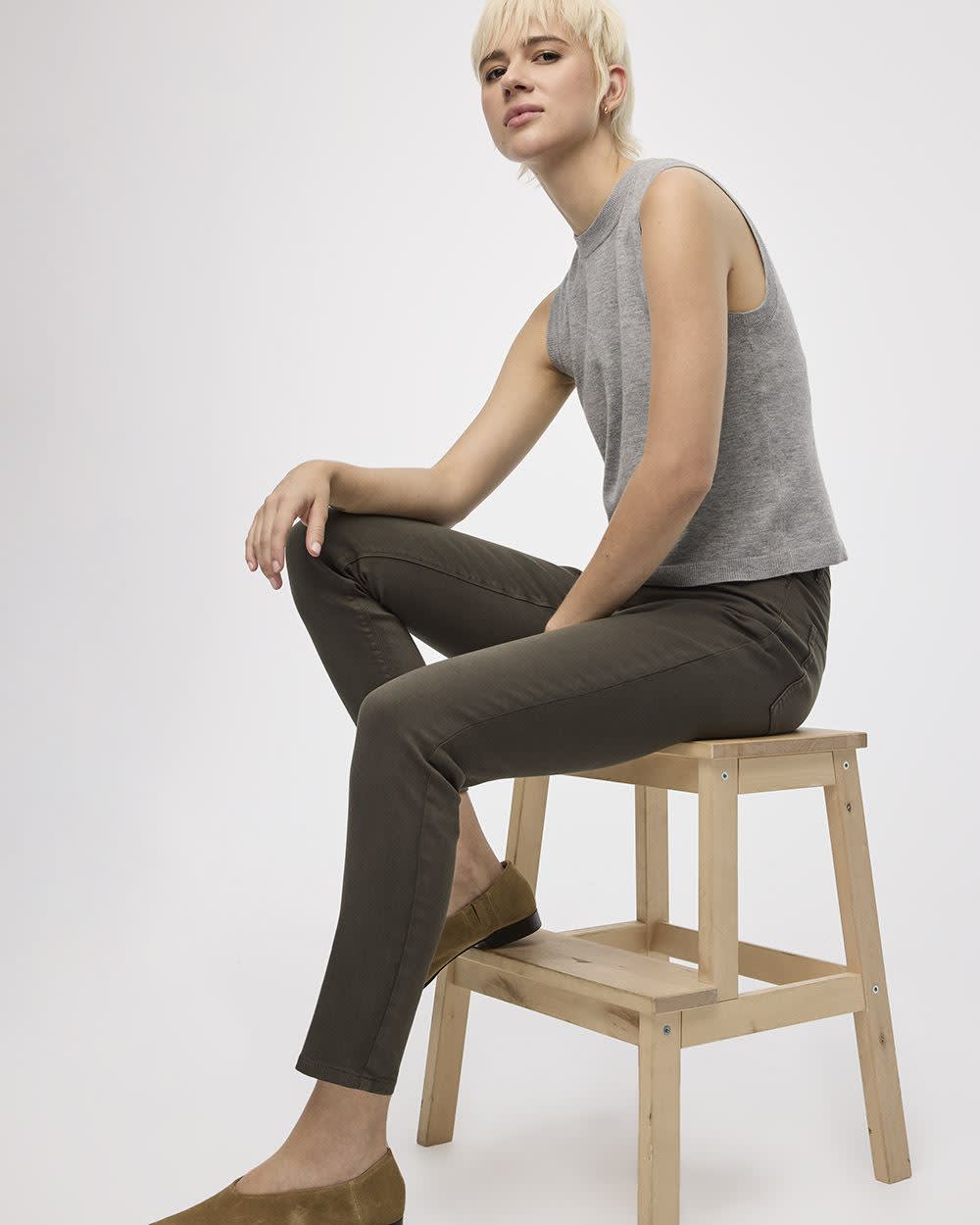 Skinny-Leg High-Rise Jean - The Signature (R) - Image 4