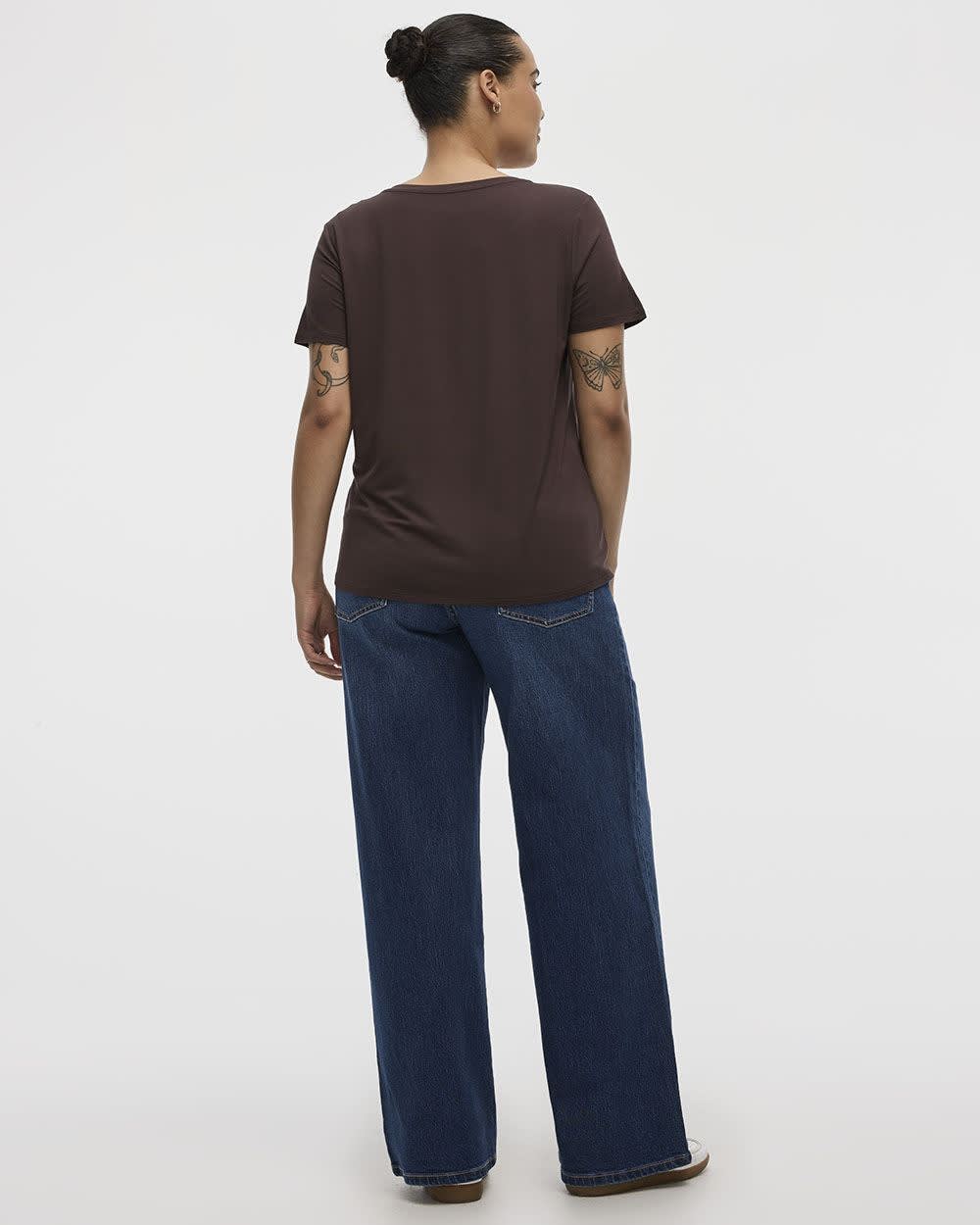 Short-Sleeve V-Neck Tee - R Essentials - Image 2