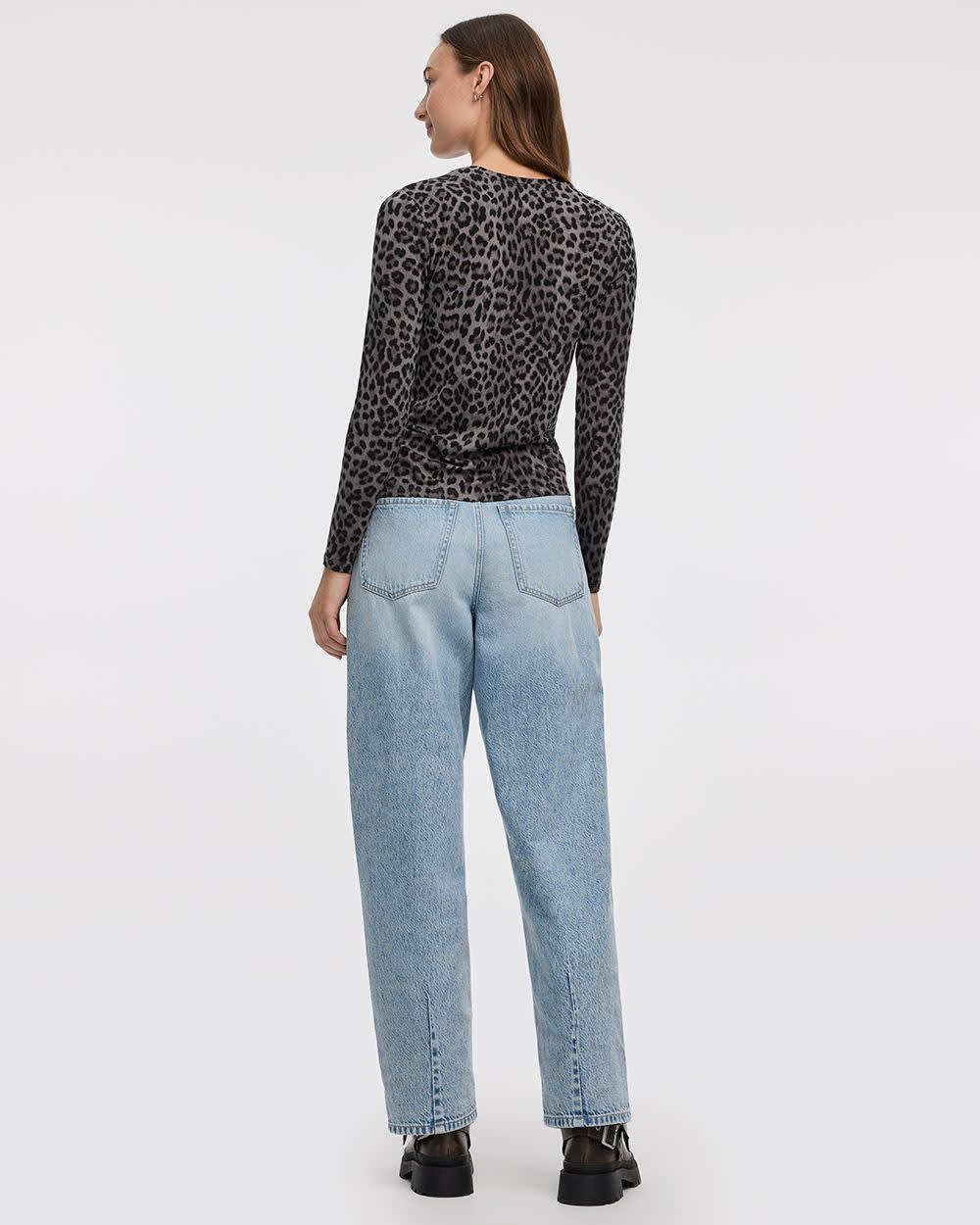 Long-Sleeve Crew-Neck Tee - R Essentials - Image 6