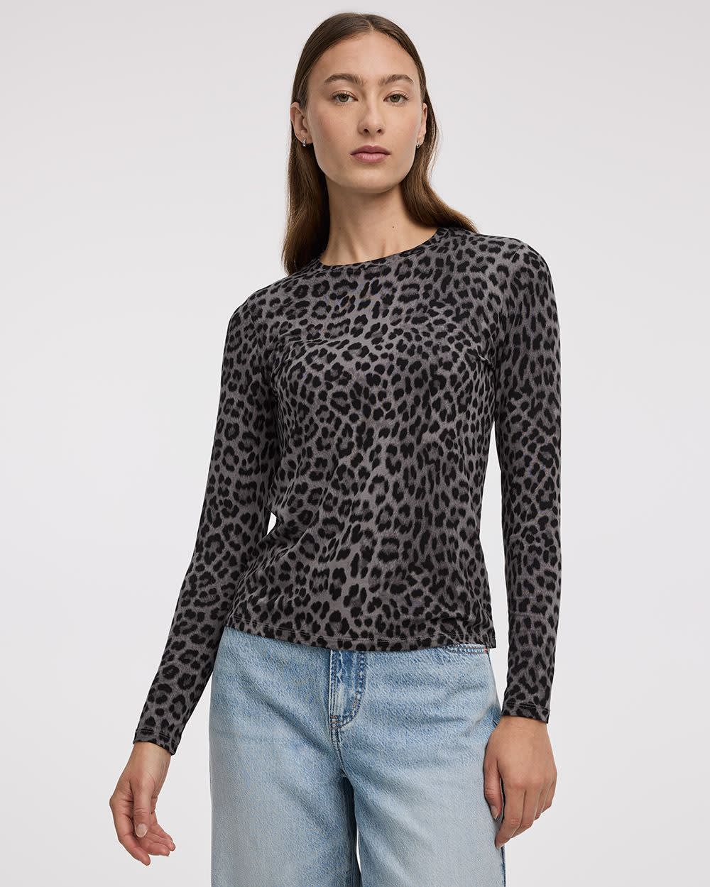 Long-Sleeve Crew-Neck Tee - R Essentials - Image 7
