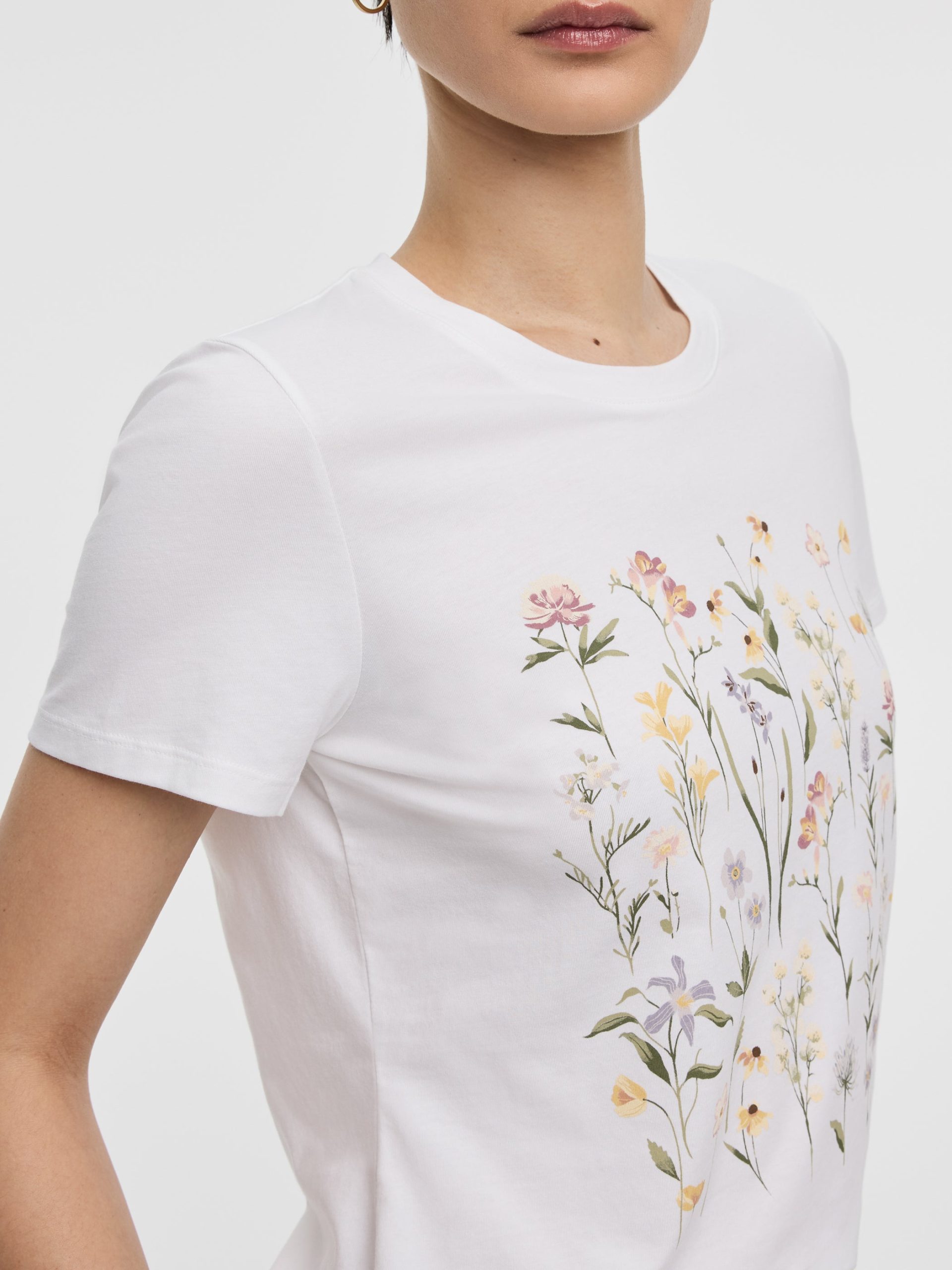 Crew-Neck Tee - R Essentials - Image 18