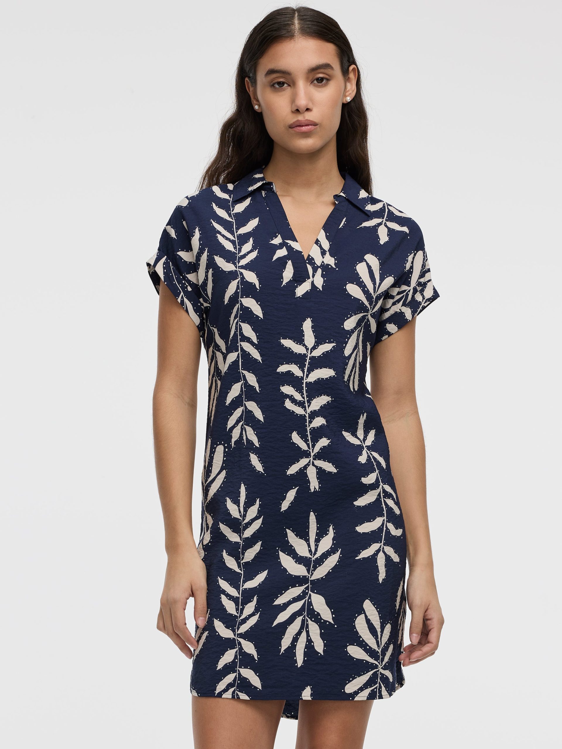 Short-Sleeve Shift Dress - Image 8