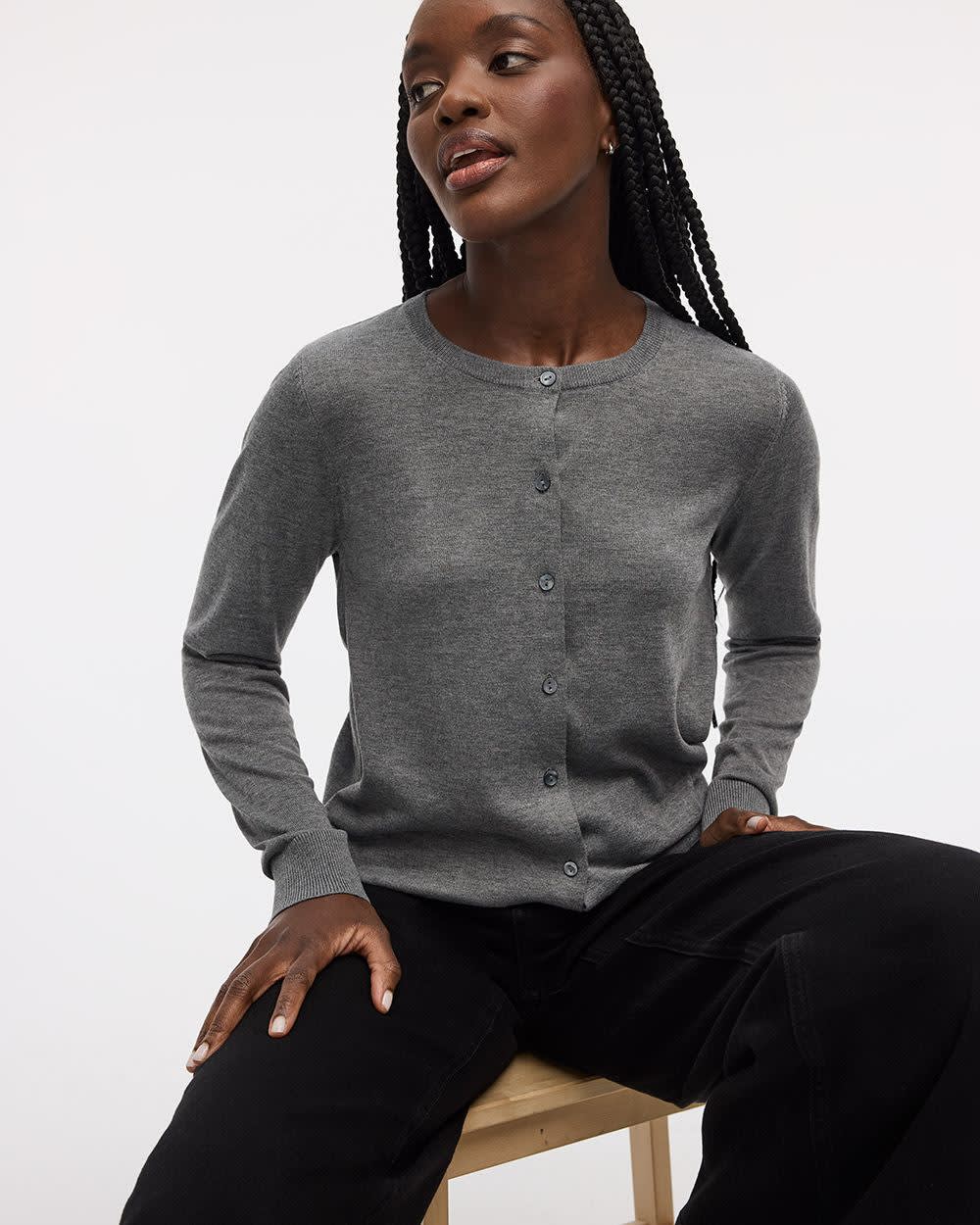 Crew-Neck Cardigan - R Essentials - Image 18