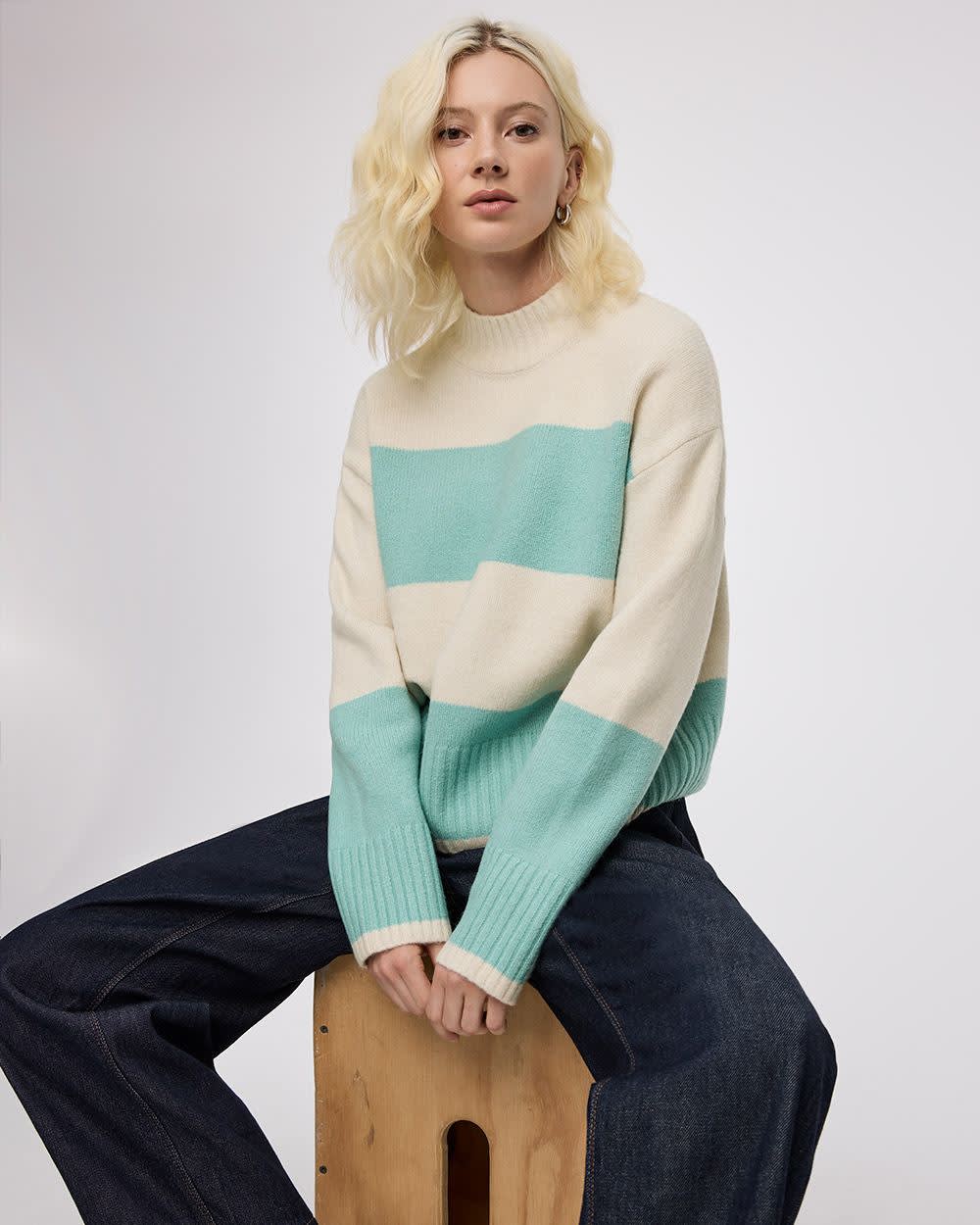 Long-Sleeve Mock-Neck Loose Pullover - Image 13