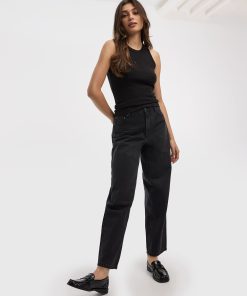 High-Rise Barrel Jeans