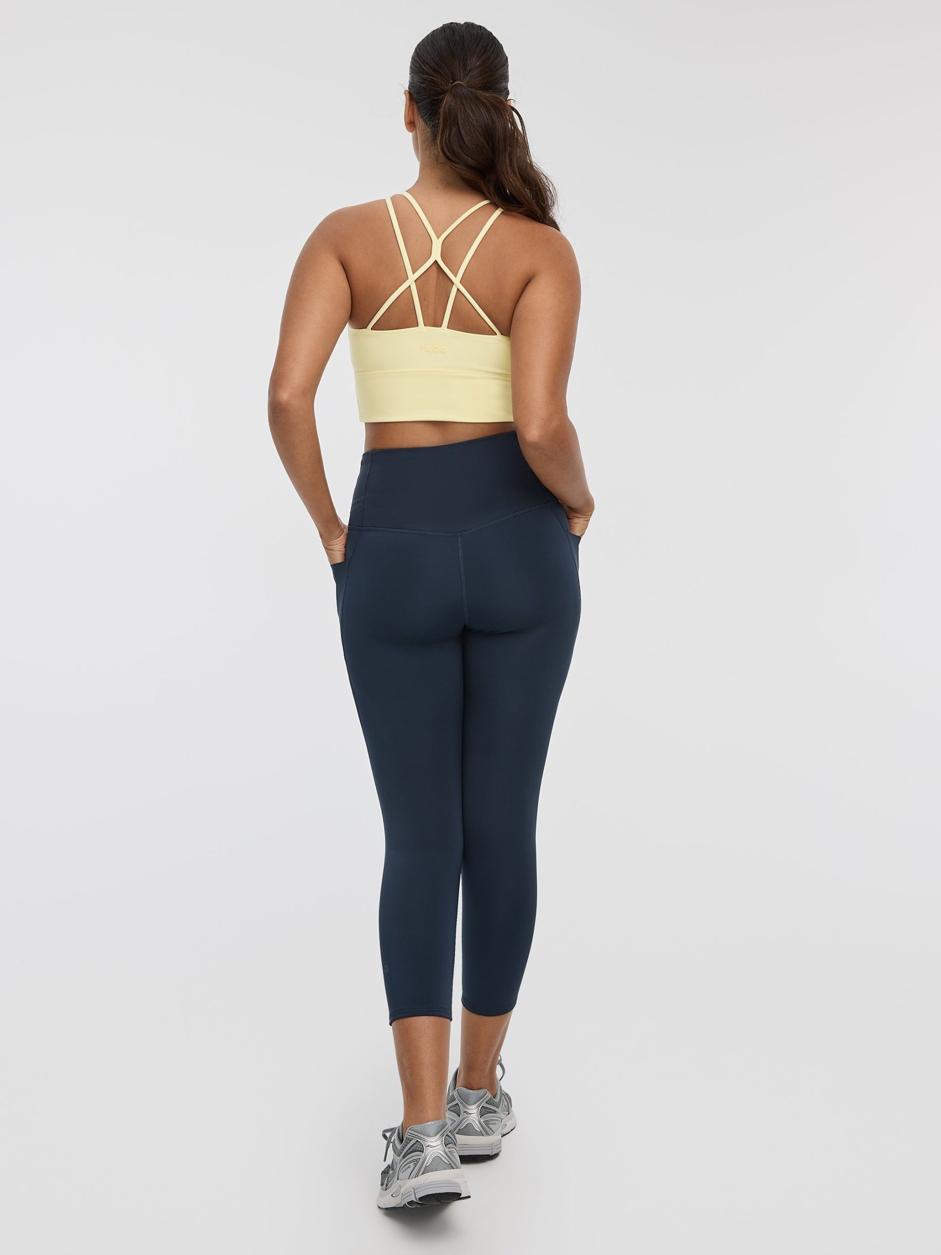 Capri Legging with Pockets - PULSE (R) Hyba - Image 4