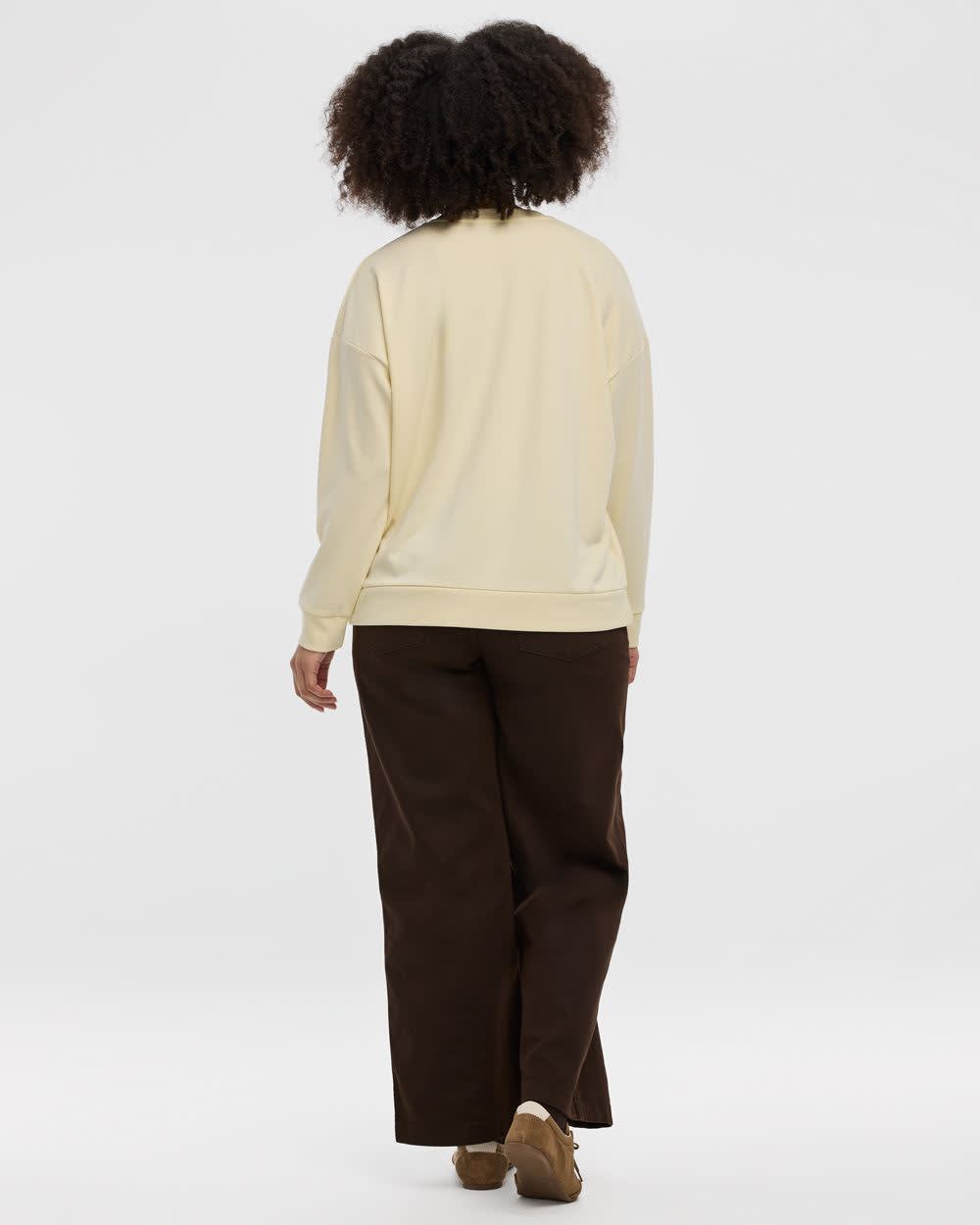 Long-Sleeve Crew-Neck Sweatshirt - R Essentials - Image 38