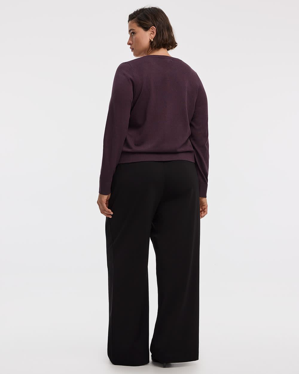 Crew-Neck Cardigan - R Essentials - Image 11