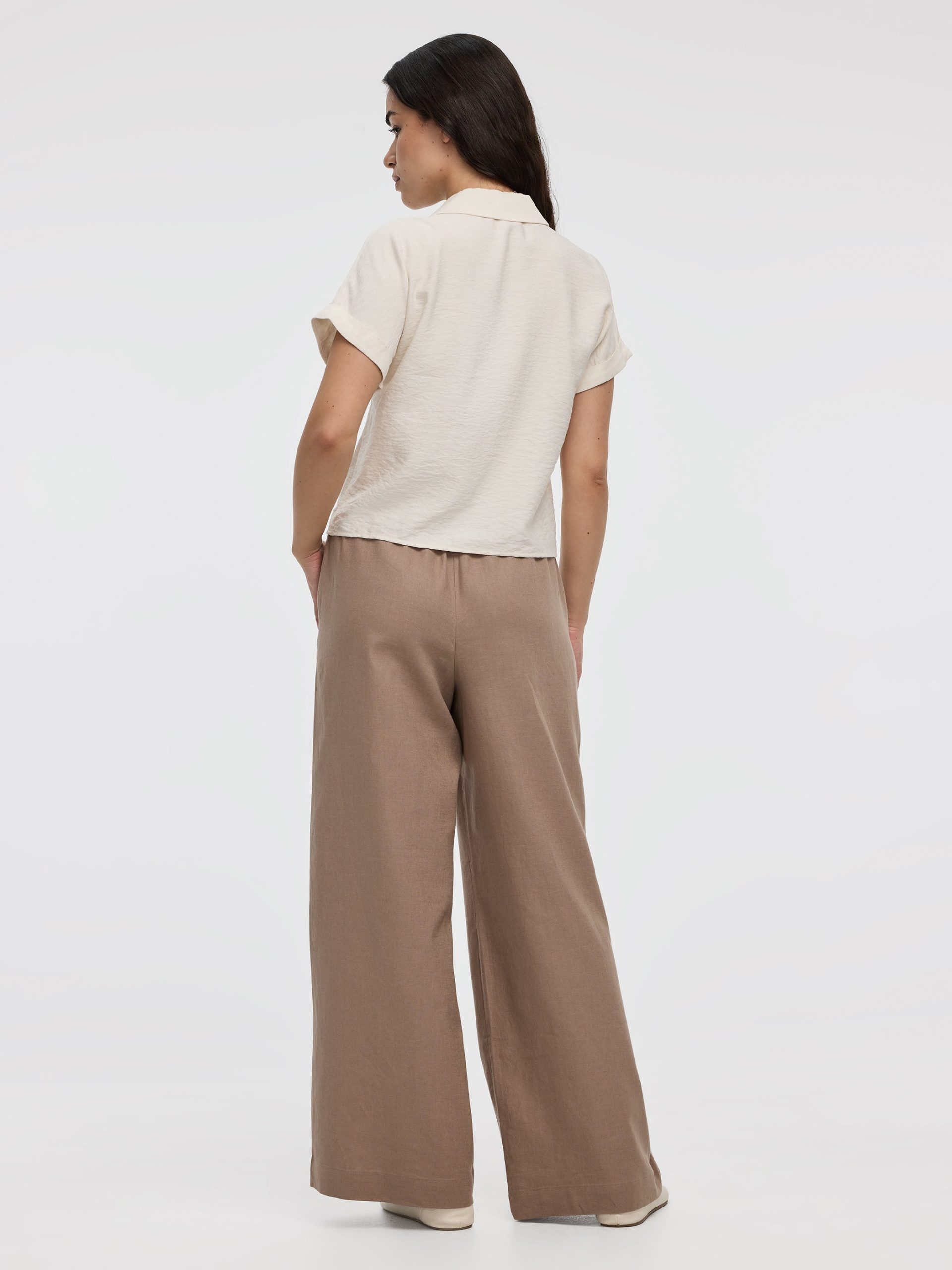 Short-Sleeve Shirt - Image 3