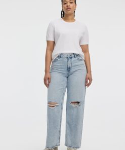 Mid-Rise Ripped Baggy Jean - Curvy Fit