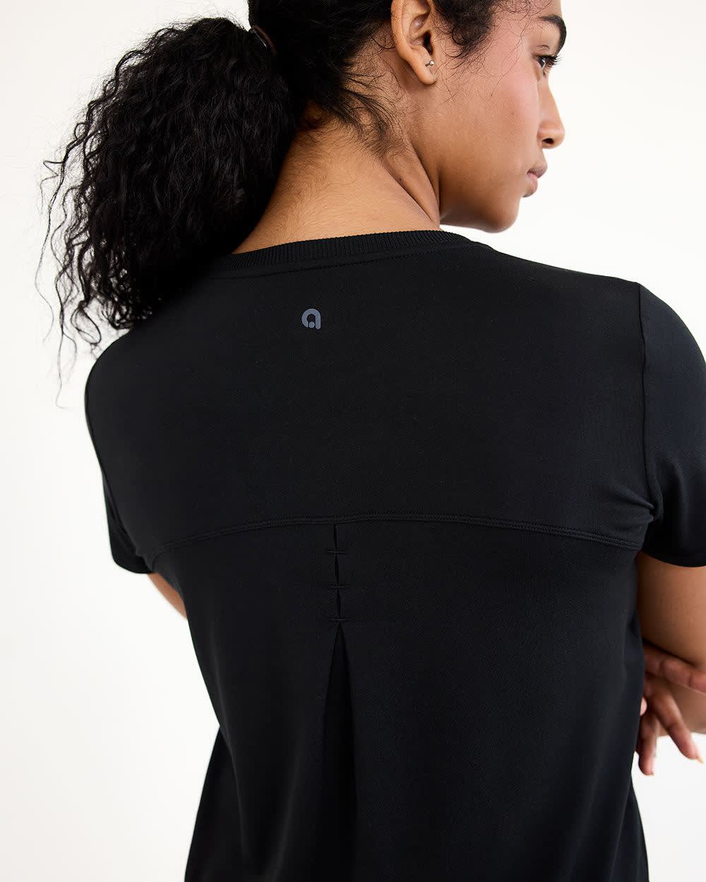 Short-Sleeve Crew-Neck Tee - DRY-LUX (R) Hyba Essentials - Image 4