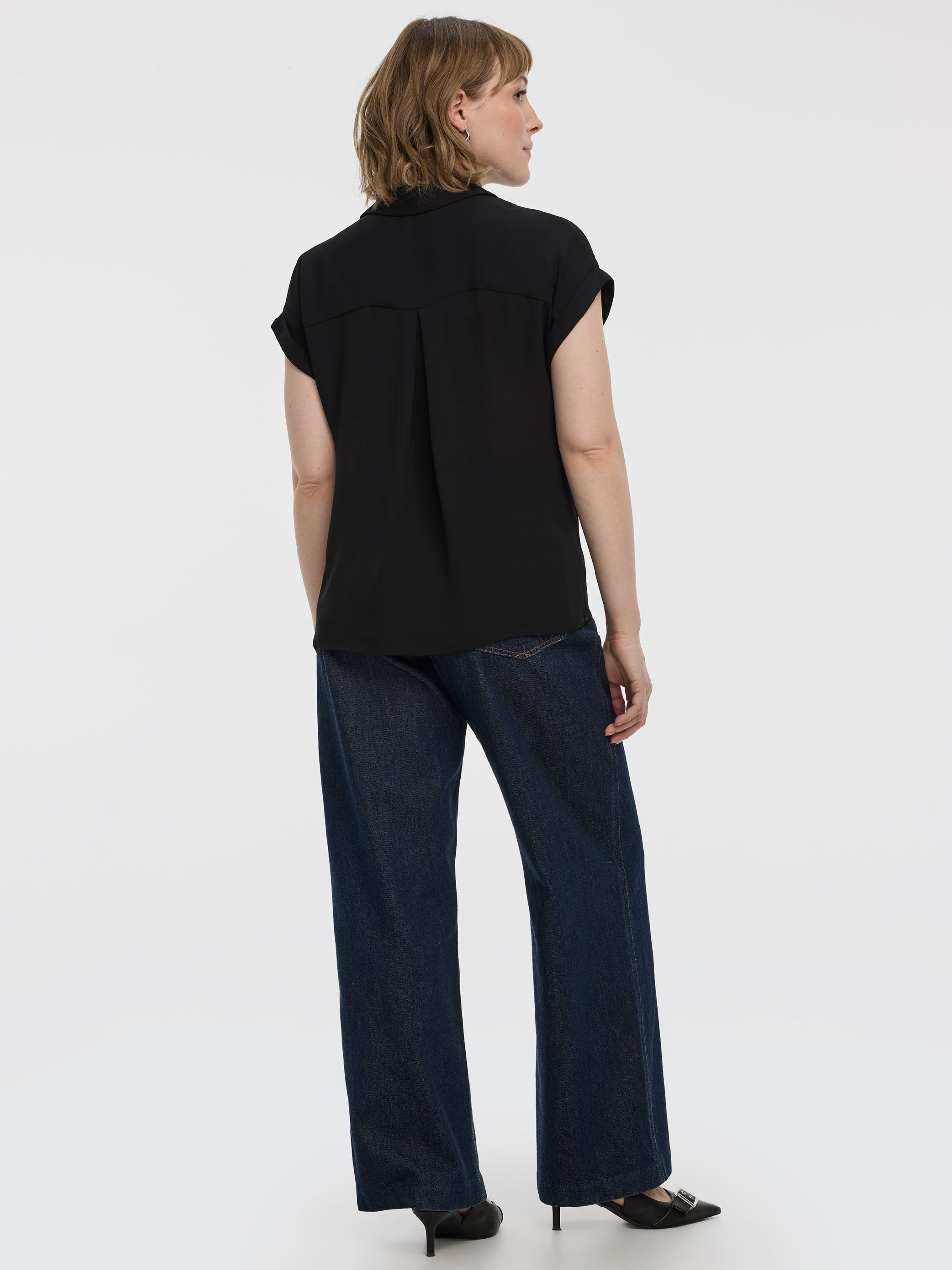 Extended-Sleeve Blouse with Johnny Collar - R Essentials - Image 2